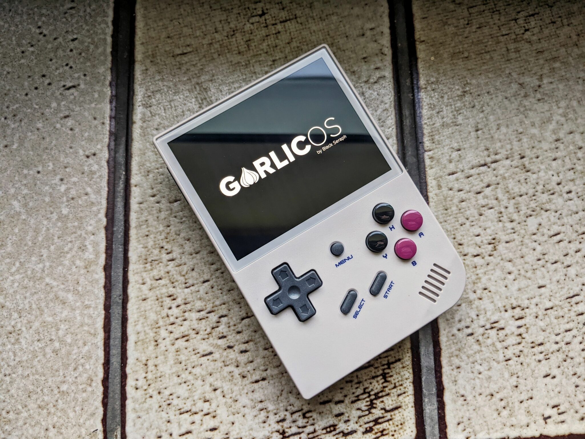 RG35XX Handheld Game Console Experience with Garlic OS. Will GarlicOS 2.0 go open source?